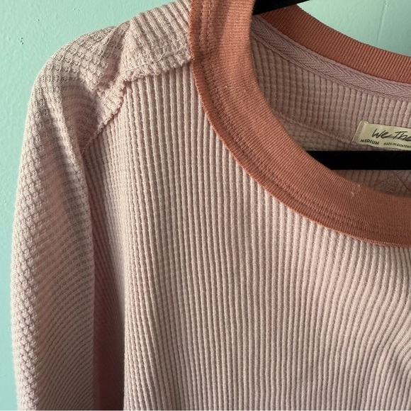 Free People We The Free Pink Long Sleeve Thermal Top Size Medium - Picture 3 of 6